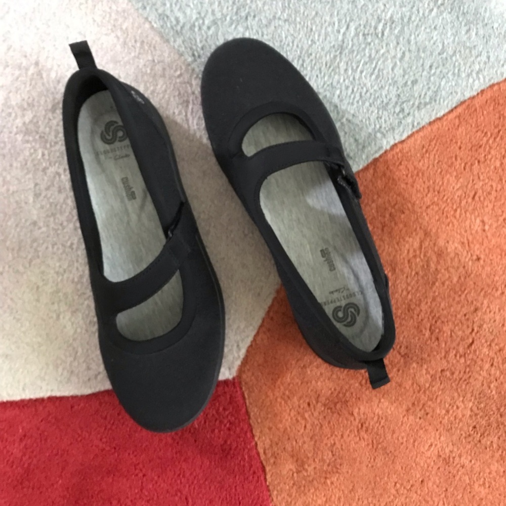 Clarks - Picture 4 of 10